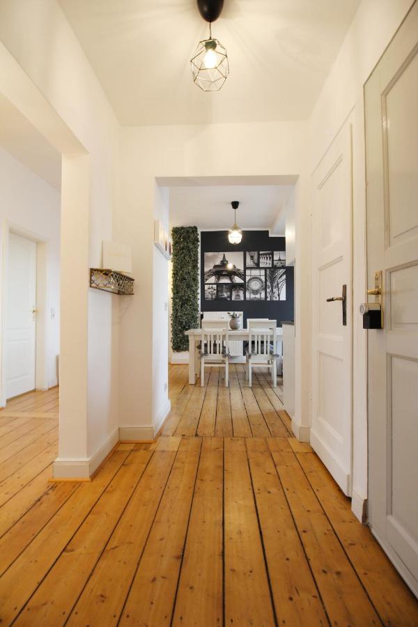 Secret Hideaways Boho Artstudio Mit Smarthome Nahe City L Messe L Hbf Duisburg Bagian luar foto