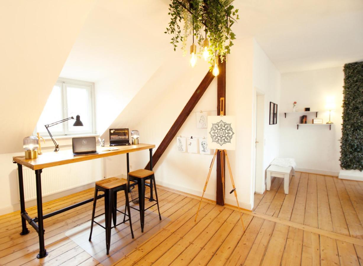 Secret Hideaways Boho Artstudio Mit Smarthome Nahe City L Messe L Hbf Duisburg Bagian luar foto