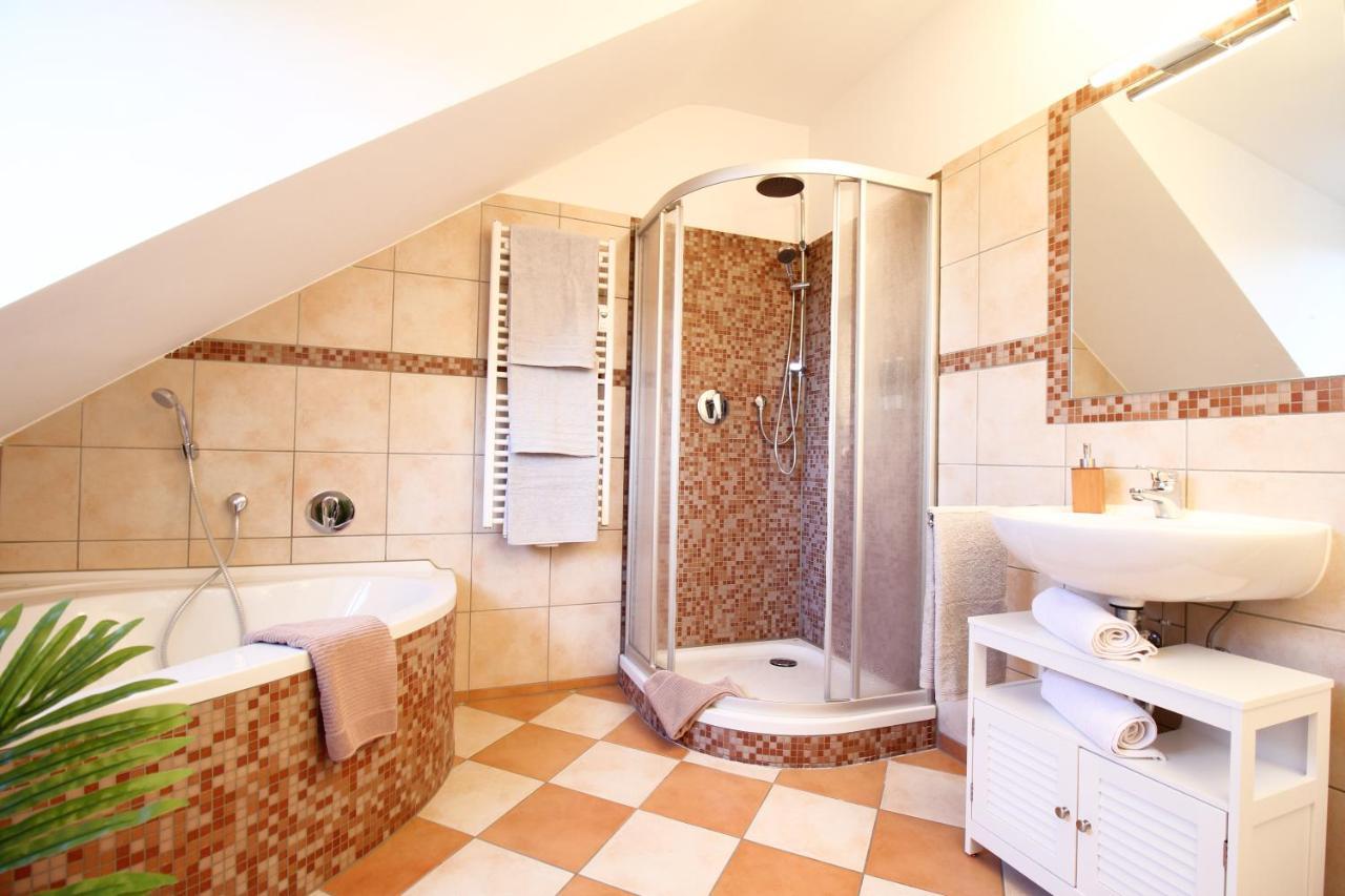 Secret Hideaways Boho Artstudio Mit Smarthome Nahe City L Messe L Hbf Duisburg Bagian luar foto
